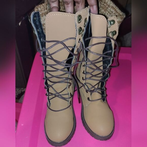 Ladies lace-up boots sz 6.5 - Picture 12 of 16